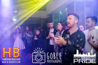 Gay Portsmouth barer, klubber og hoteller