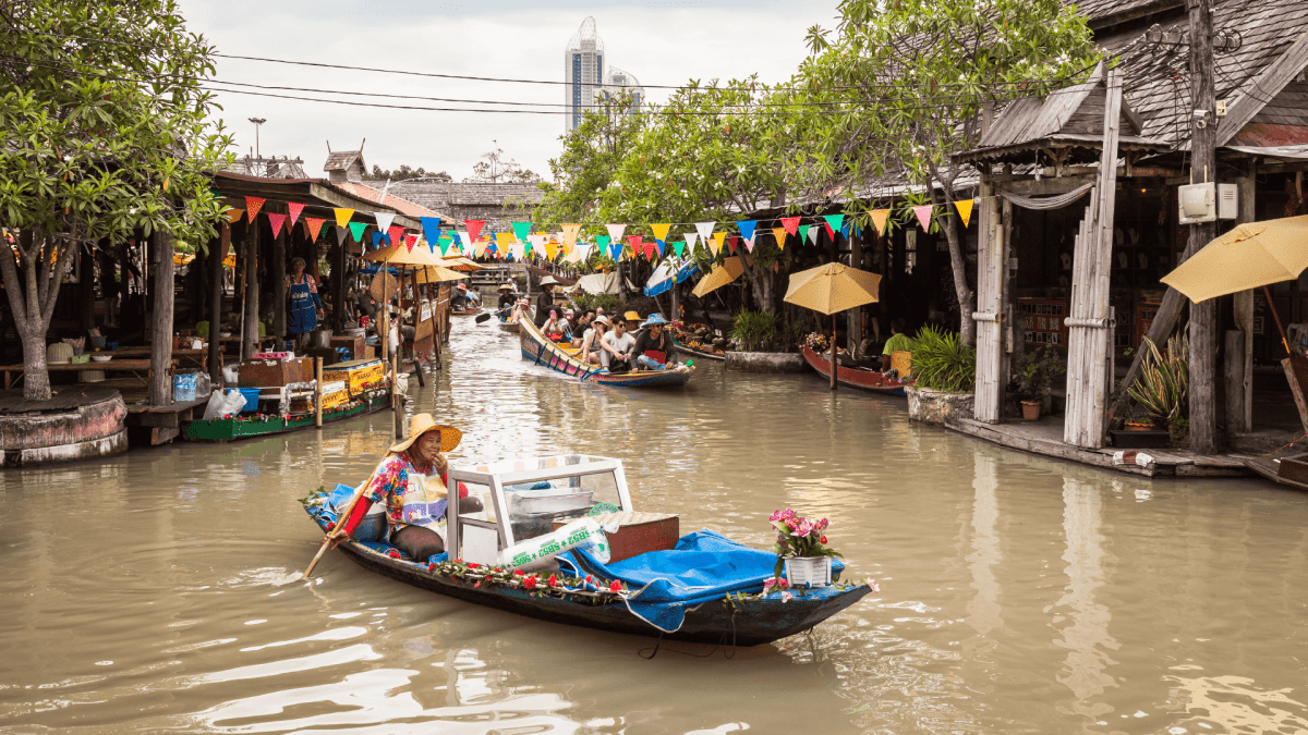 pływający rynek gejowski Pattaya