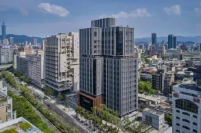 Zhongxiao Road / Da-an District