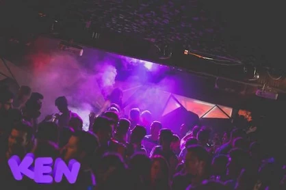 KEN Club @ Auslage gay dance party in Vienna