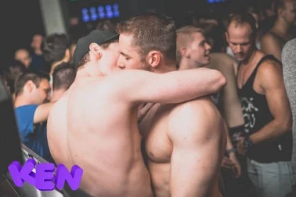 KEN Club @ Auslage gay dance party in Vienna