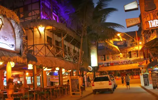Montañita Guide and Hotels