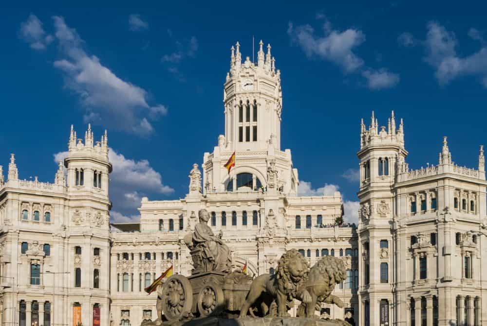 Mga Hotel sa Madrid