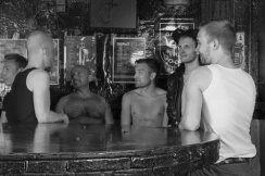 TOM'S Saloon