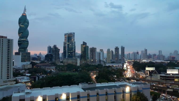 Panama miasto · Bary