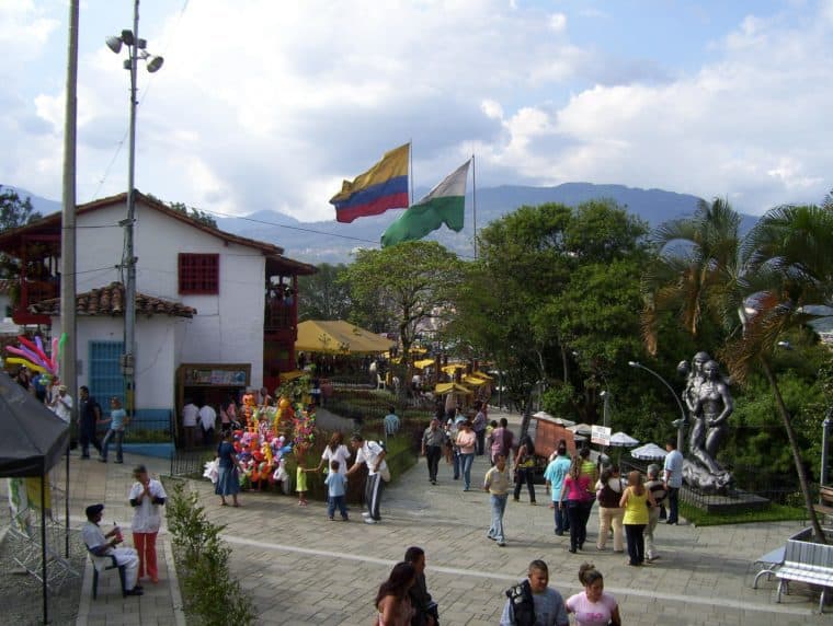 Medellín · Hoteles