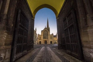 Norwich · Bares