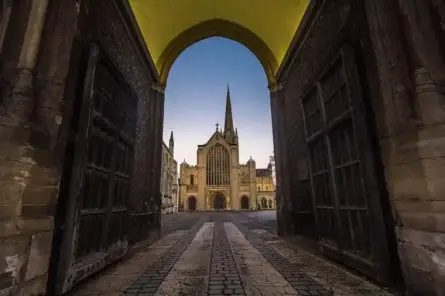Norwich · Bars