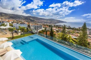 Madeira · Bars
