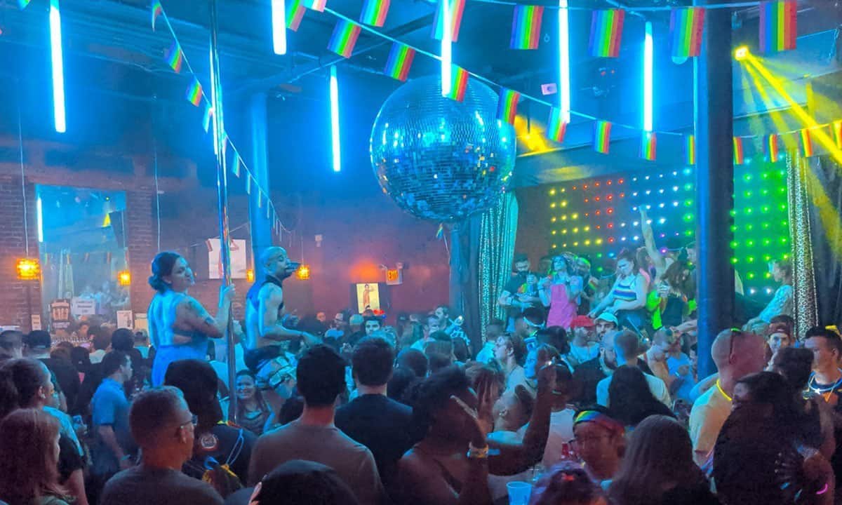 Таллиннские гей-бары и клубы