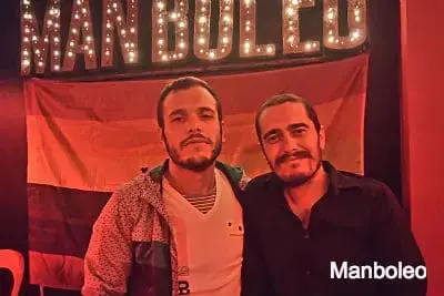بارات المثليين ونوادي أوفييدو