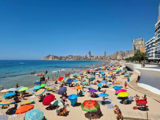 Gejowskie kawiarnie i restauracje w Benidorm