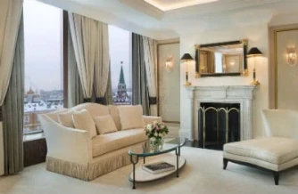 https://www.travelgayhotels.com/Place/Moscow.htm?label=slide