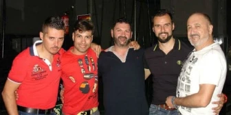 MEN's Bar