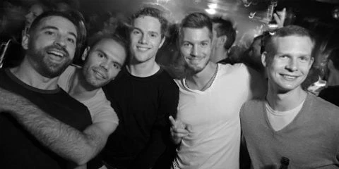 Atomic im Nachtleben Frankfurt dance party main