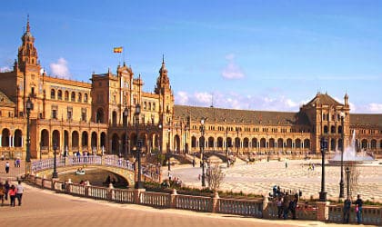 Besøger Sevilla