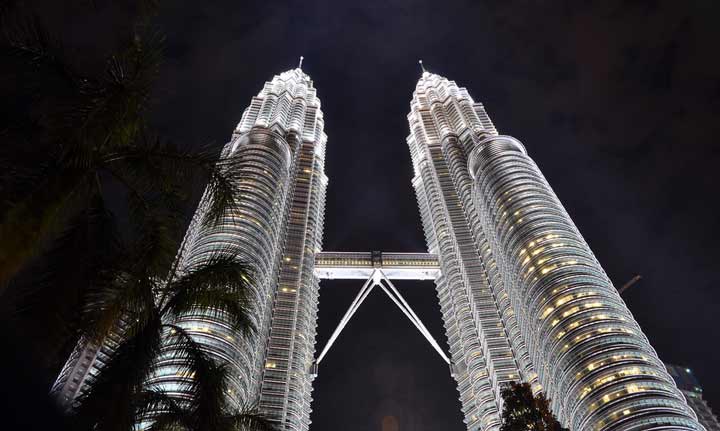 Menara Petronas-KL