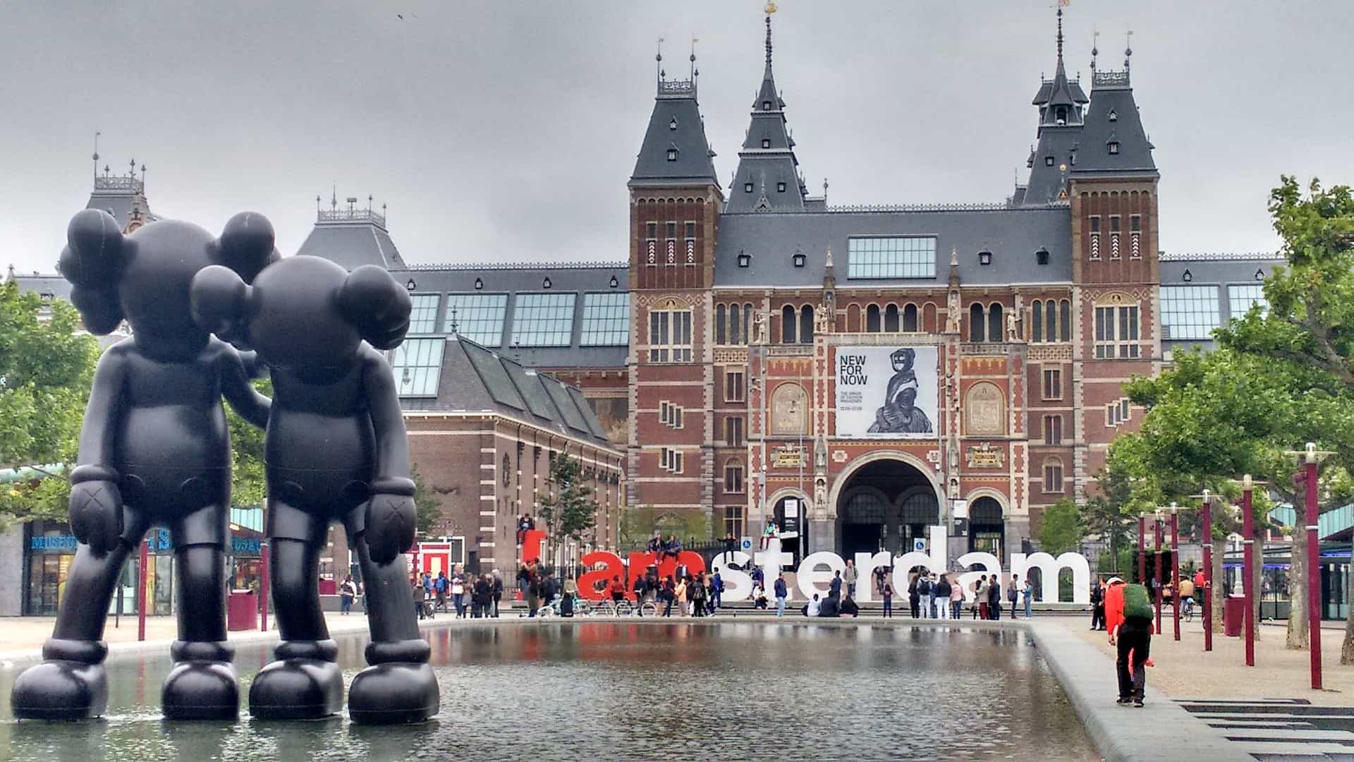 Reguliersdwarsstraat: Amsterdam's most famous gay street