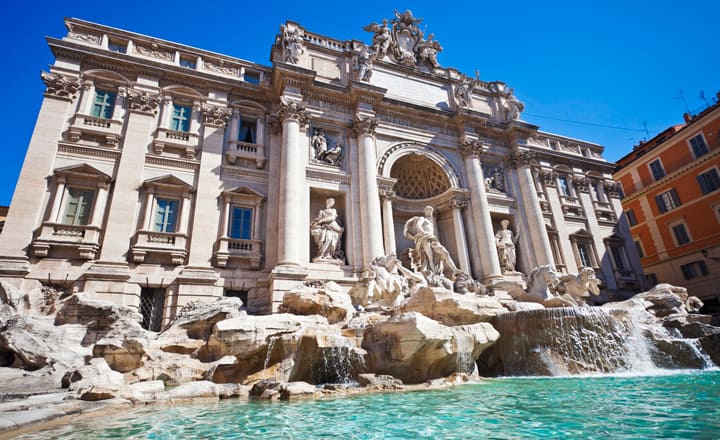 特雷維噴泉在羅馬