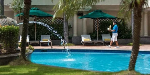 Sheraton Manila Bay (ex Pan Pacific Manila)