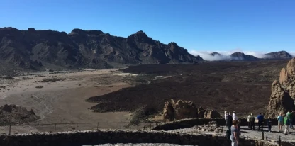 Lava-fields-on-the-approach-to-El-Teide-Tenerife