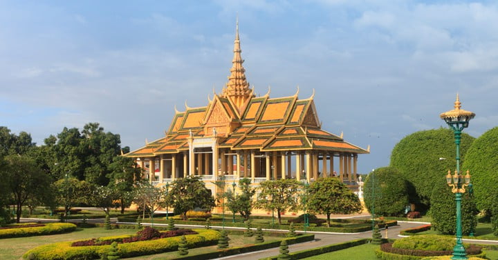 pagod-i-kungligt palats-phnom-penh