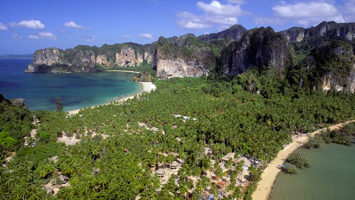 在泰國甲米的海灘