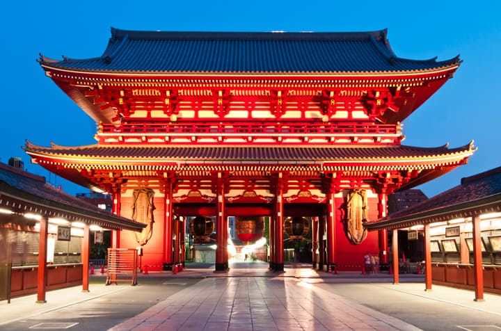 टोक्यो में सेम्सोजी-मंदिर