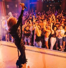 La Nuit des Follivores / Crazyvores