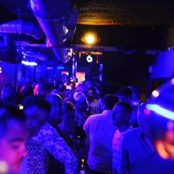 Sixta Bar