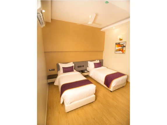 Crossway Parklane Airport Hotel Chennai