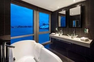 Radisson Blu Edwardian New Providence Wharf Hotel