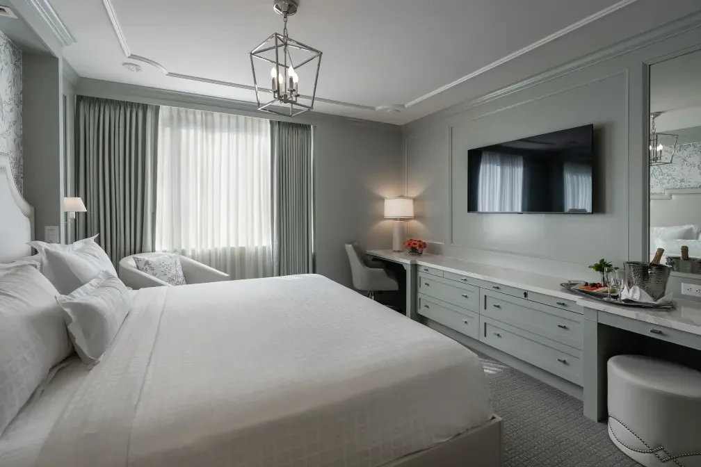 Hotel Monteleone bedroom Hotel Monteleone bedroom