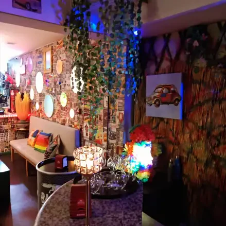 Diversos Bar - (임시 폐쇄)