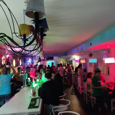 Diversos Bar - (TEMPORARILY CLOSED)