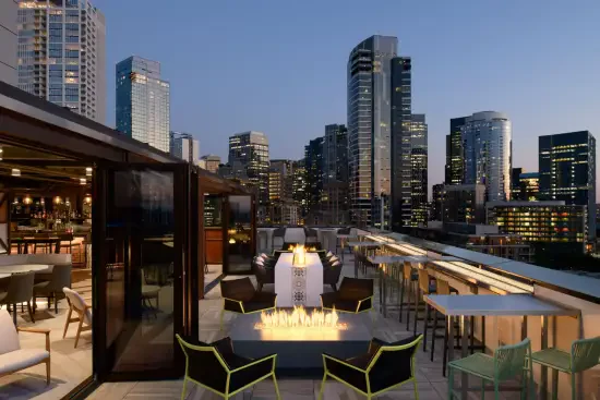 Astra Hotel Seattle