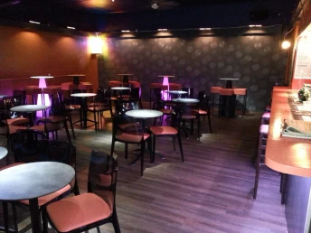 Bar Suxes