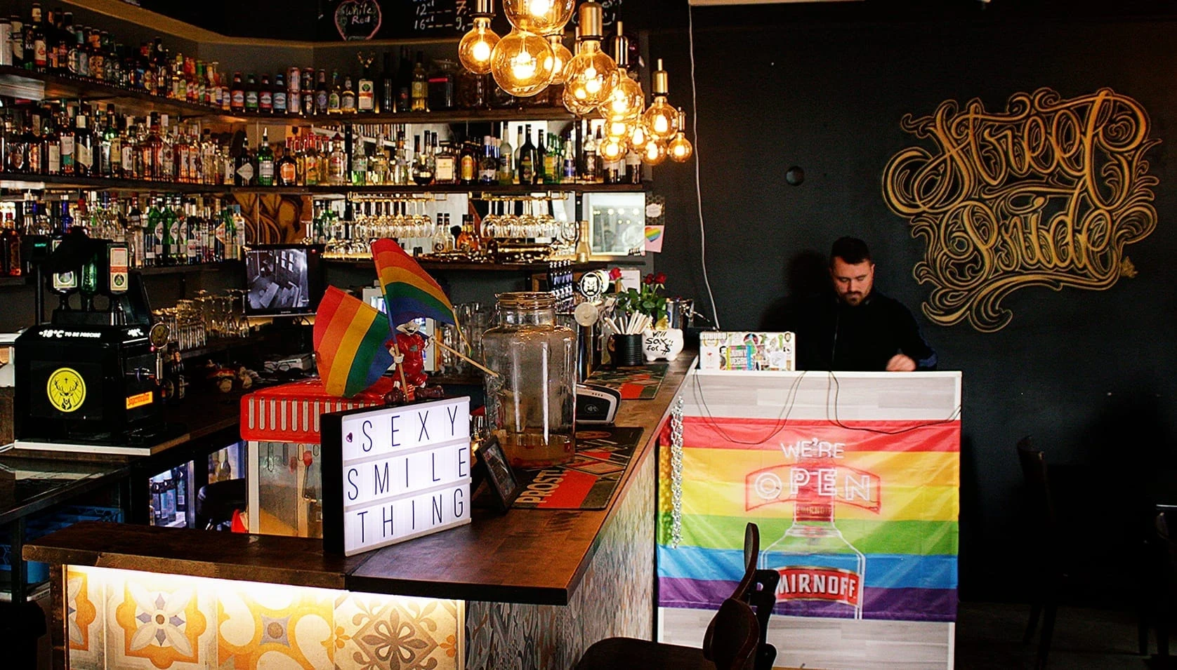 Street Pride Bar