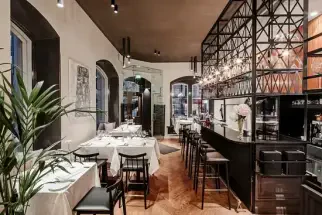 مطعم فينكيلي