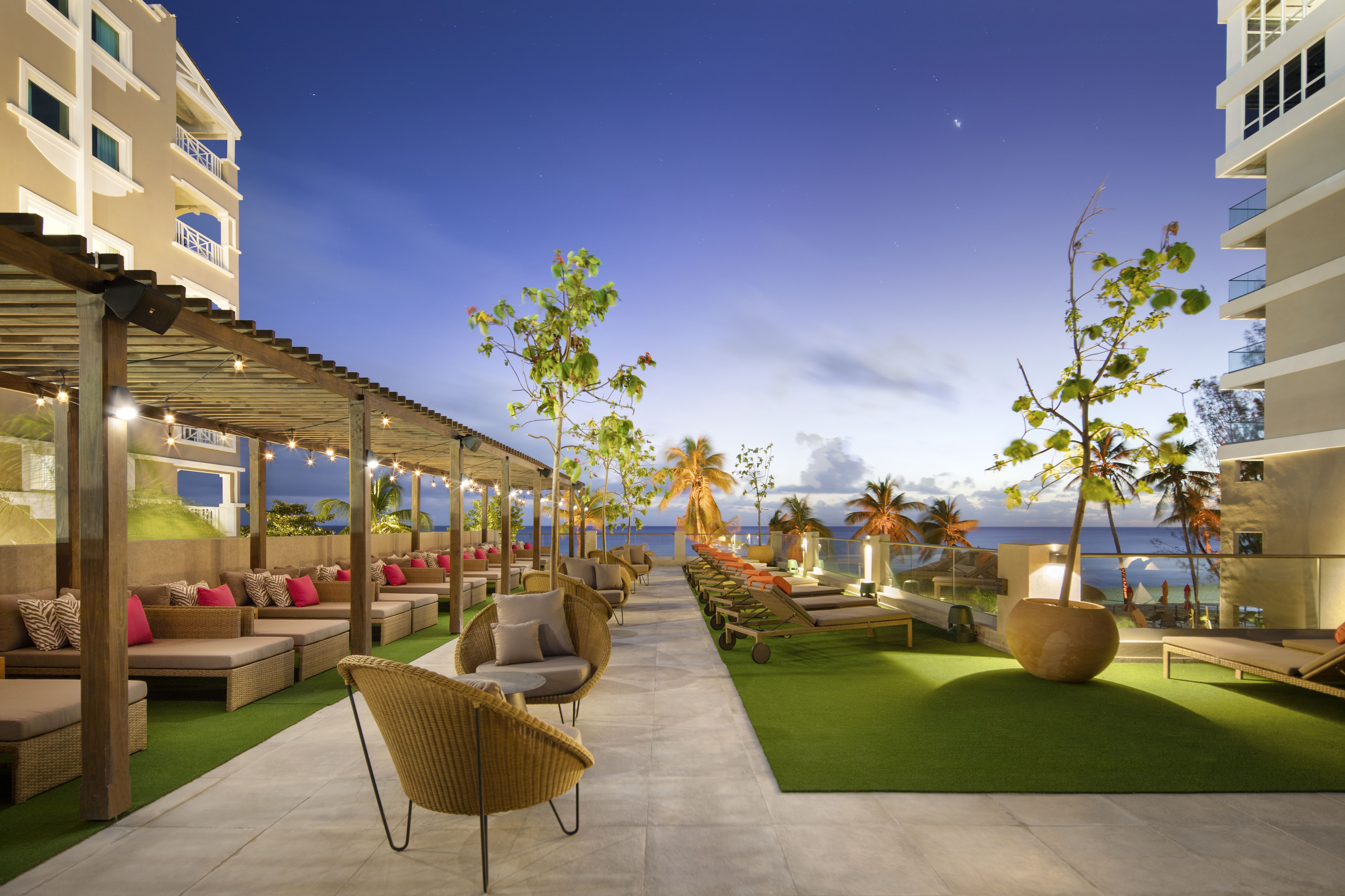 O2 Beach Club & Spa של Ocean Hotels