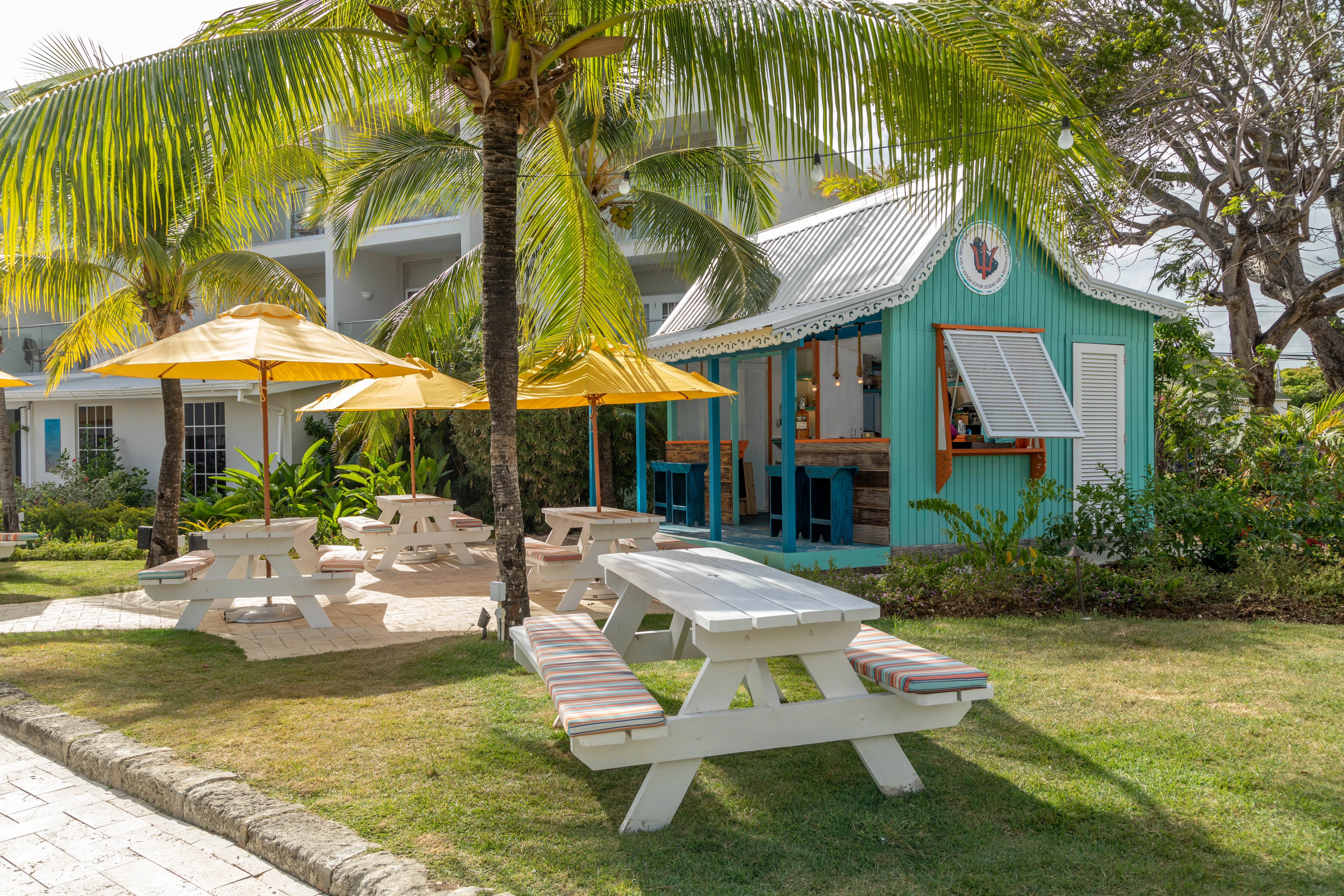 Sea Breeze Beach House by Ocean Hotels