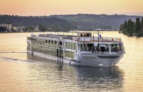 Gay Group Trip: Luxury Burgundy & Provence River Cruise