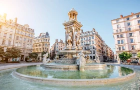 Gay Group Trip: Luxury Burgundy & Provence River Cruise