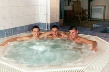 Les Bains gay sauna in Lille