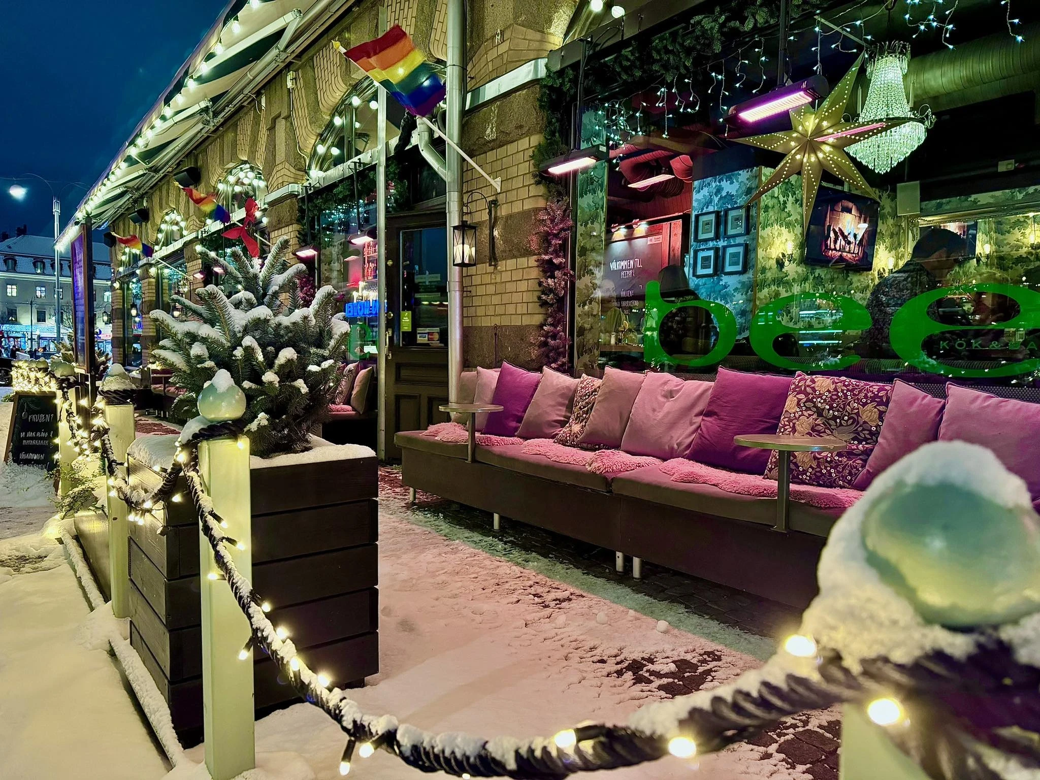 Gothenburg Gay Bars Bee Bar