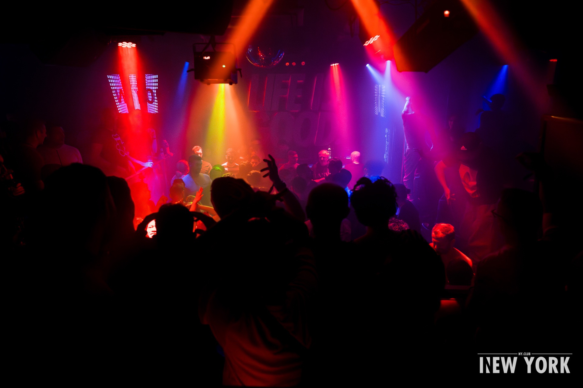 Mga Gay Dance Club at Party sa Munich
