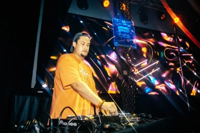 C.U.M Create Ur Mmmagic