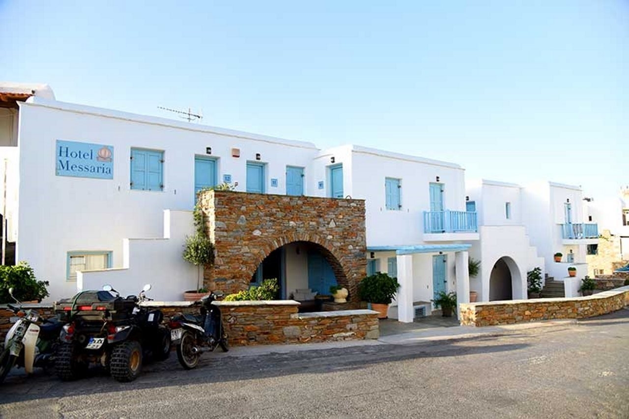 Hôtel à Messaria