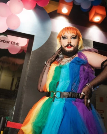 Barberbirborbur Club