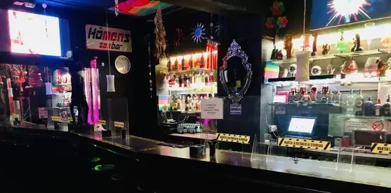 homens-valencia-cruise-club-main Hòmens